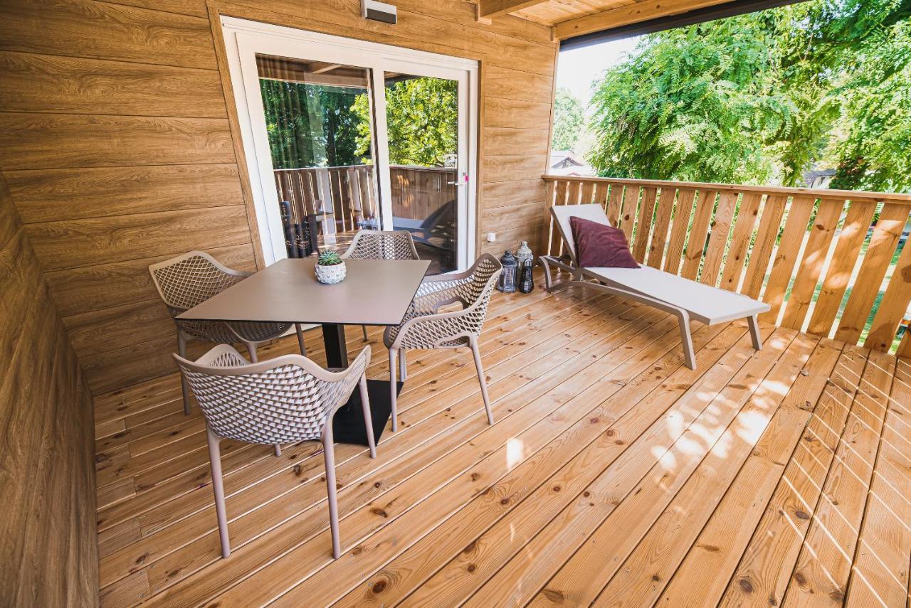 Premium Mobile Tree House With Thermal Riviera Tickets Catez ob Savi Eksteriør billede